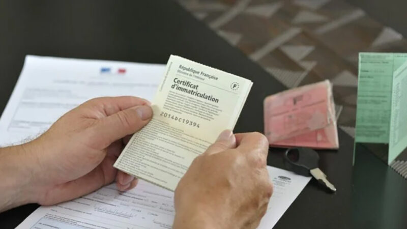 Cartes grises : à quelle hauteur sont-elles taxées ? Ça va vous étonner