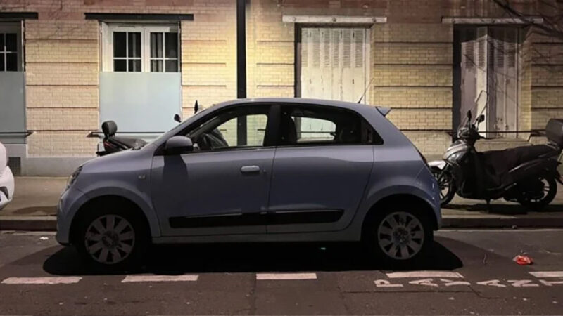 En Twingo, il veut fuir la police dans les rues de Metz !