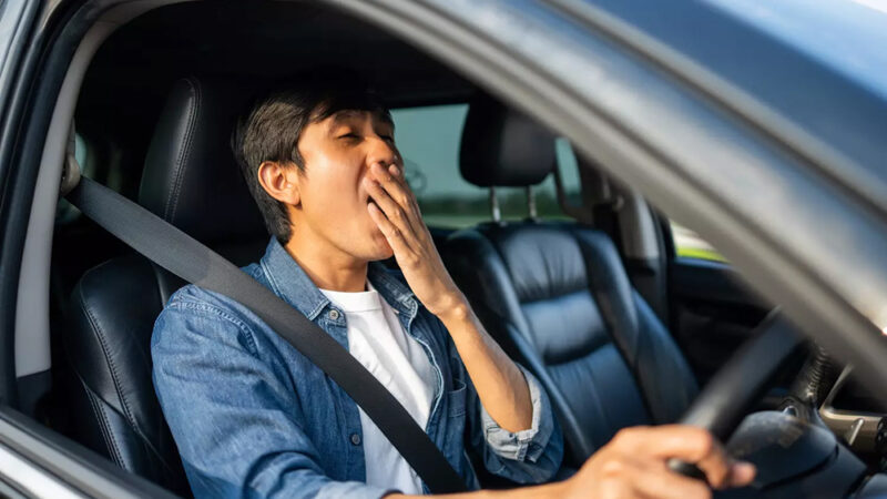 « Les risques sont multipliés par 4 » : un spécialiste de la sécurité routière alerte sur un danger que tous les Français sous-estiment