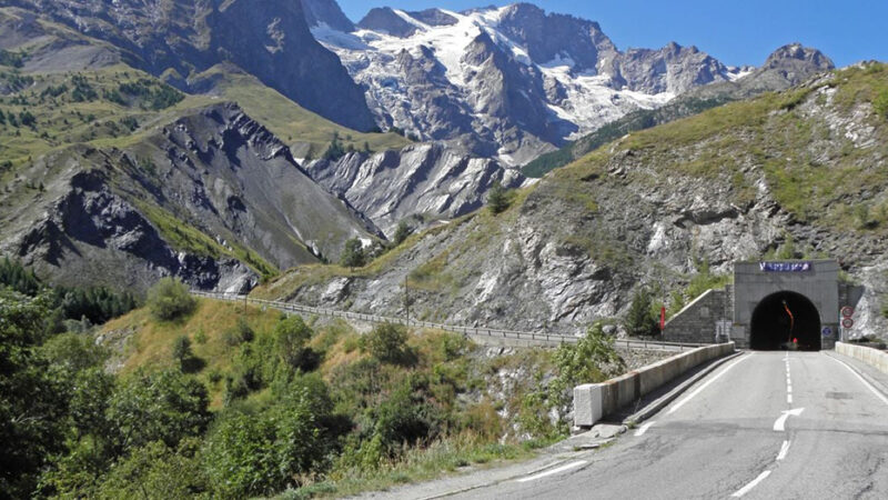 Il emprunte un tunnel de 15 km et reçoit une facture exorbitante !