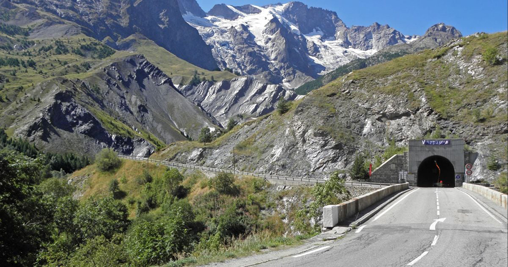 Il emprunte un tunnel de 15 km et reçoit une facture exorbitante !
