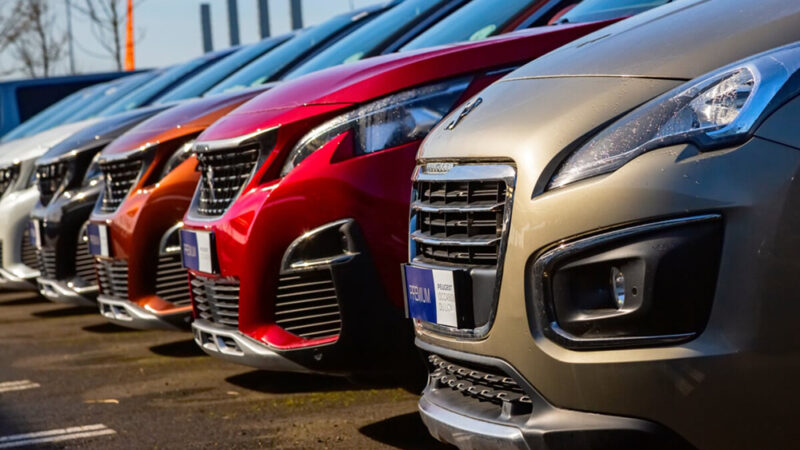 Occasion : un professionnel est-il tenu de réviser une auto avant de la vendre ?