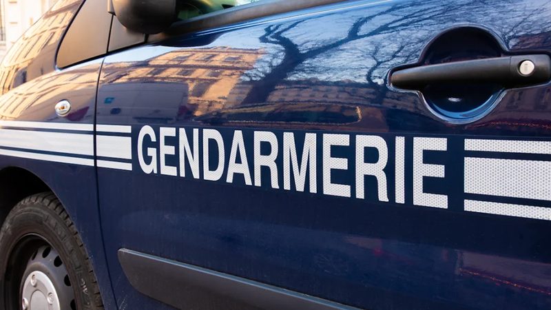 Arrêté par les gendarmes, il leur déclare ivre qu&rsquo;il refuse le contrôle car il n&rsquo;est pas Français mais Breton